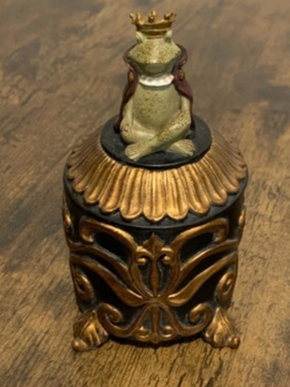 ELK Home Prince Frog Jewelry Trinket Gift Box